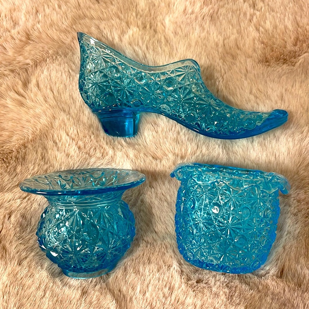 Vintage Blue Glass 3 piece Set Button & Bow Pattern slipper vase